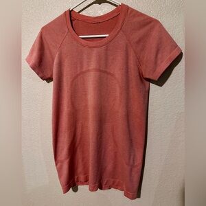 Lululemon Women’s Pink Swiftly Tech TShirt Sz 10